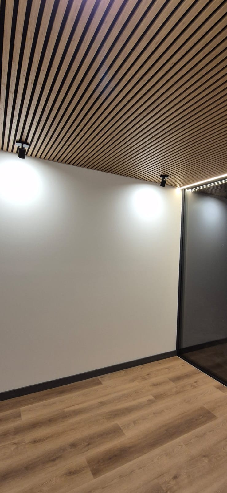 1fb3ff47-0451-410c-844c-522183e1ab3e