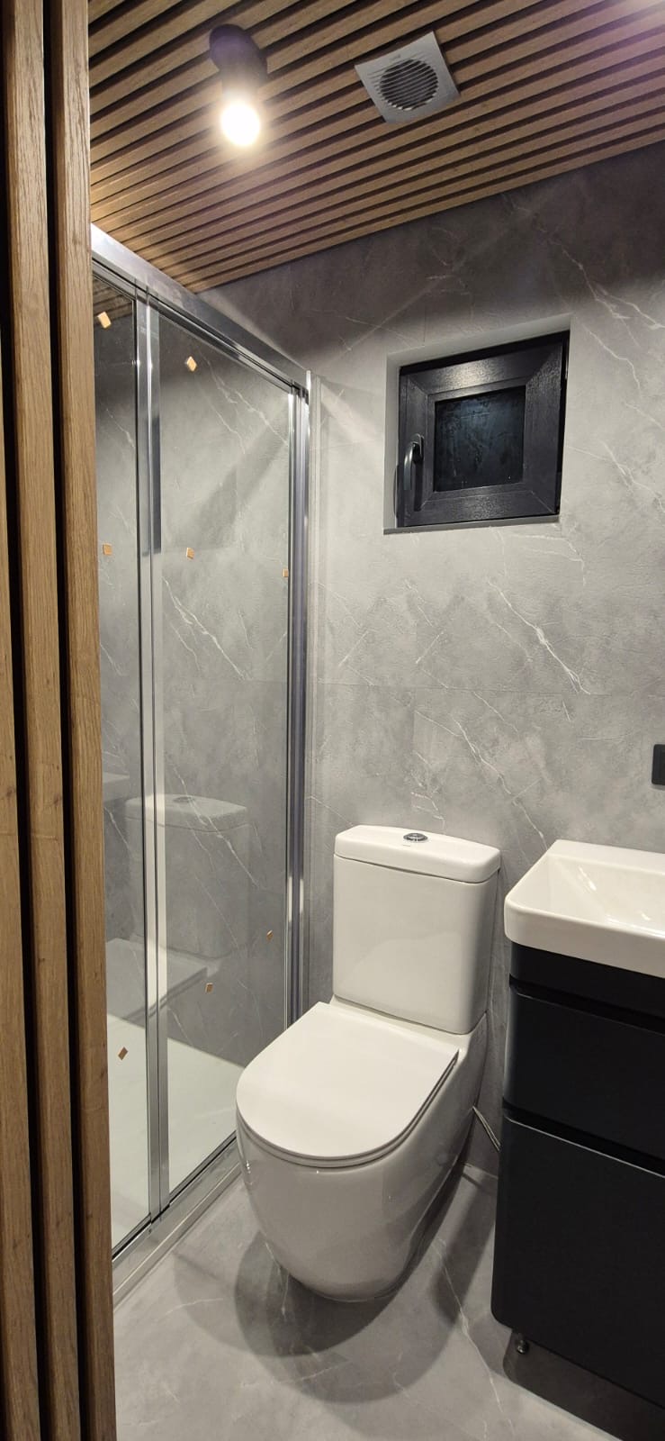 218ff37c-ace7-4301-ba66-a3fc8b7e4658