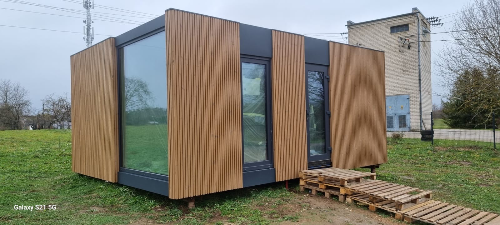 3940e7c6-6931-4736-b369-4052b0906ead