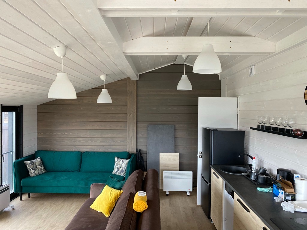 6c3094a1-70bb-46f7-8e4e-4a679eb509ce