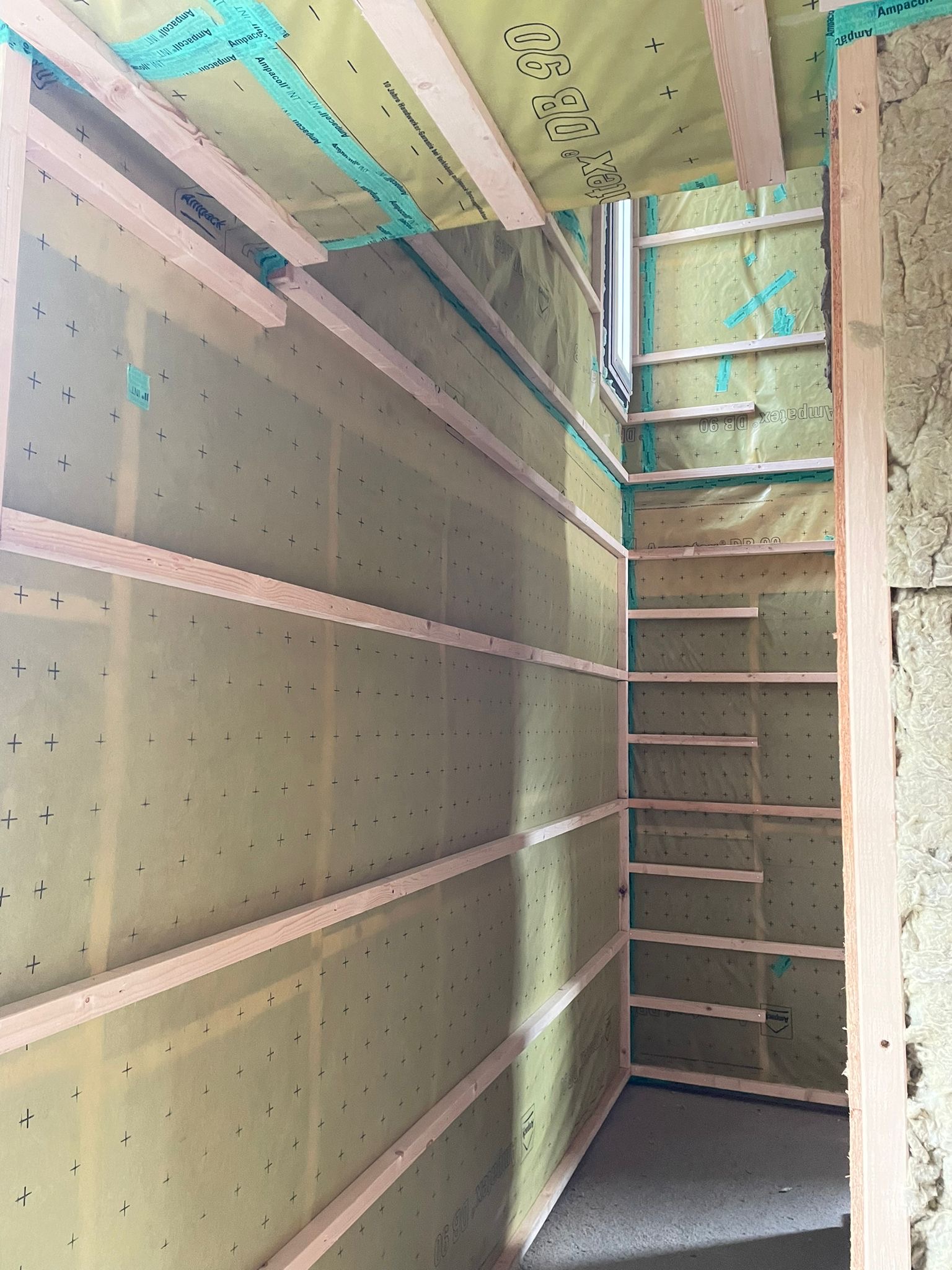 71dd8163-43ea-4fc5-8b93-c77f6fdb9758