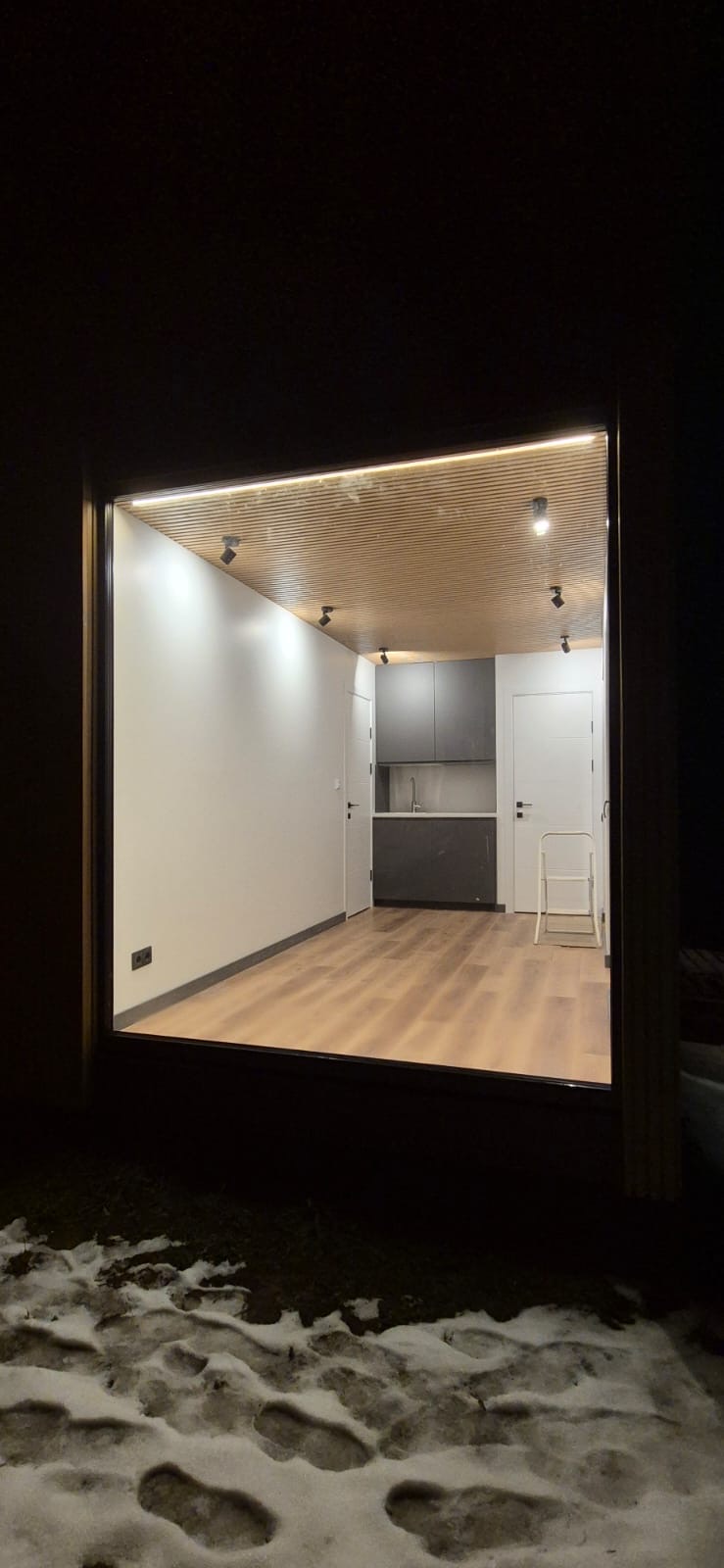 88ea45f4-b75b-46d5-b4a8-b32c661ef4ca