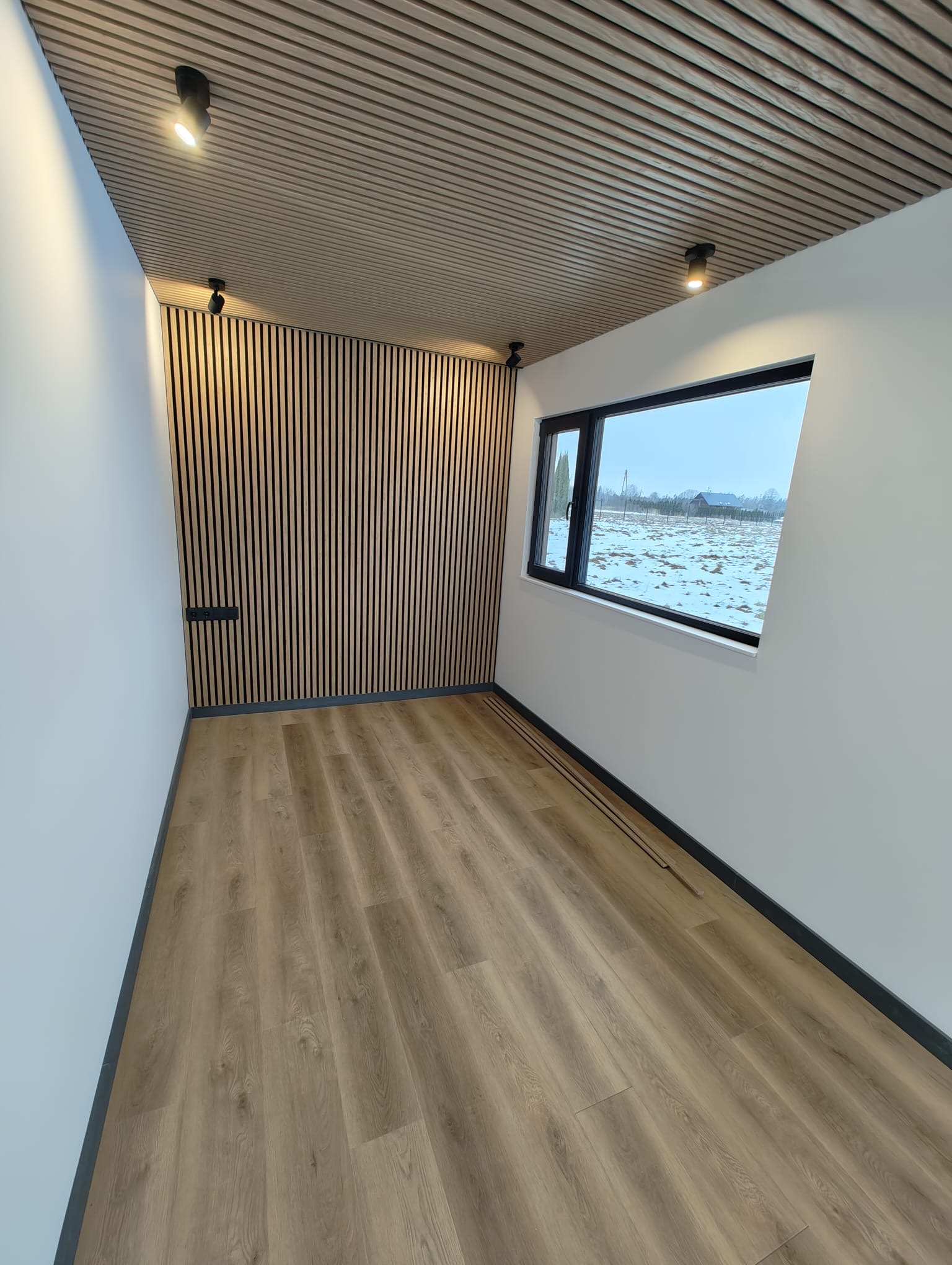 948d5281-7ab1-4155-89a1-8edf6522ee90