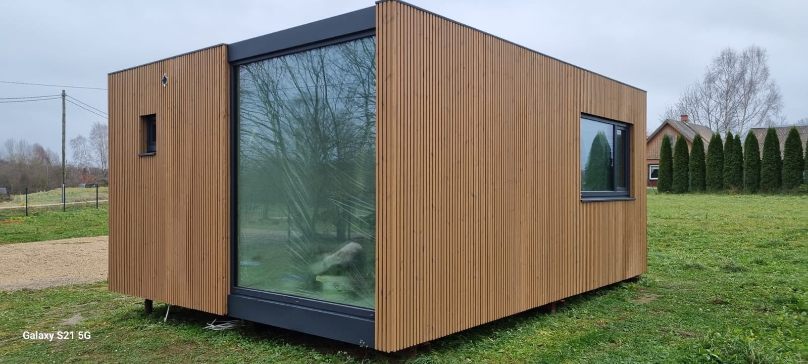 9dc736da-6a5c-4a67-a483-fbcd18bcfd0e