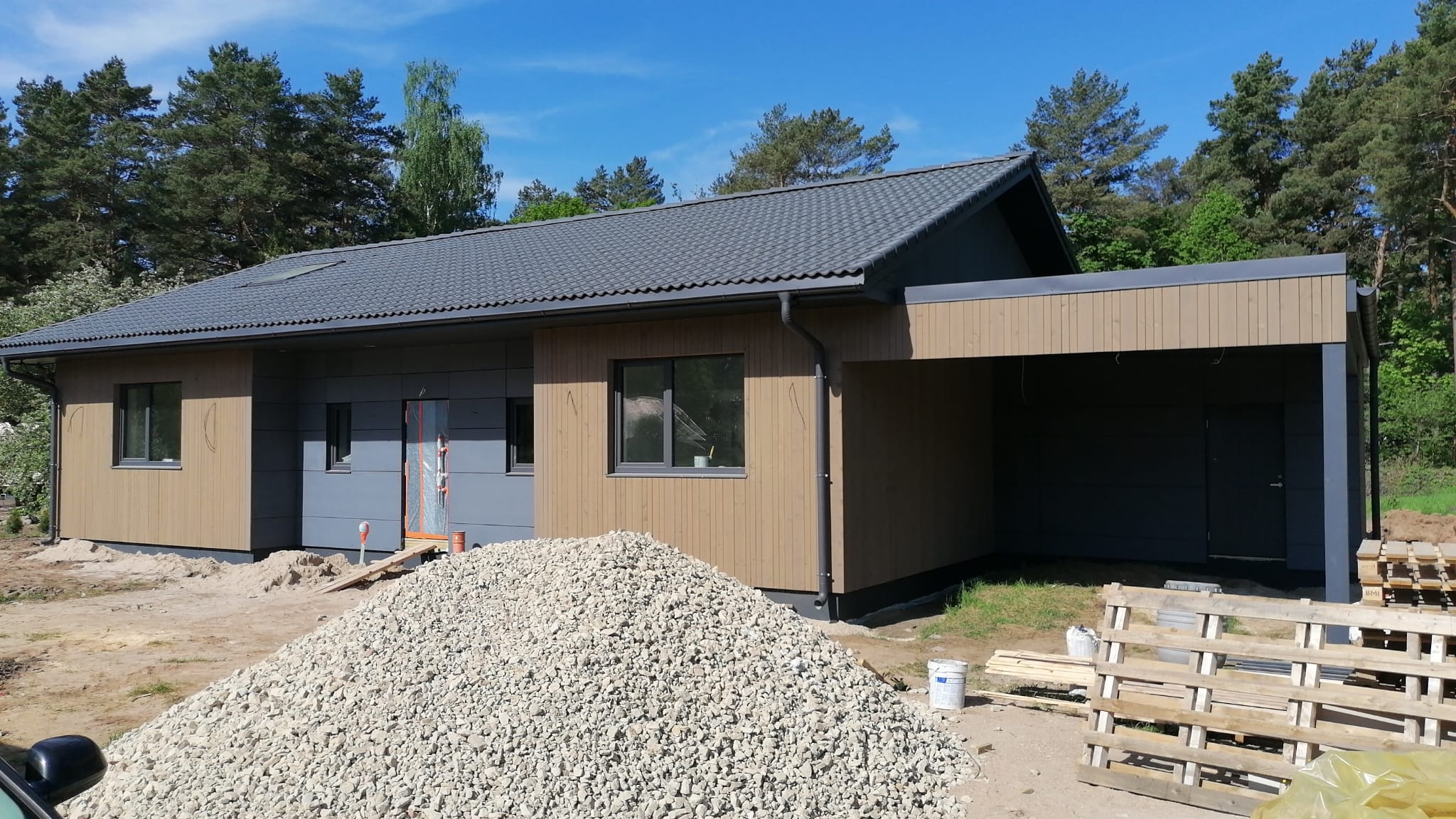 WhatsApp Image 2025-03-03 at 12.33.58 (3)